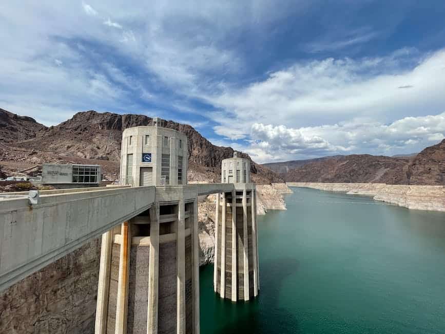 An aerial view of the hoover dam in nevada.